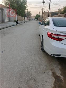 هيونداي أزيرا